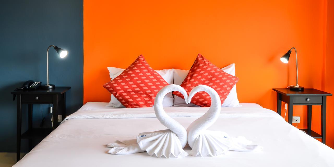 Two Color Patong Hotel Luaran gambar